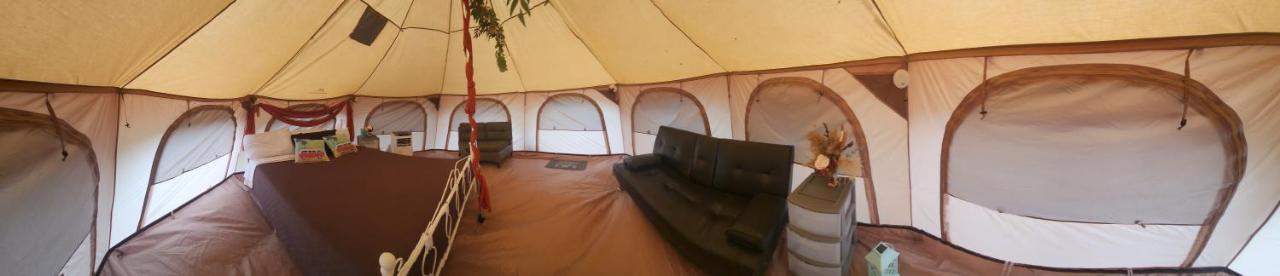 Al'S Hideaway Glamping Tents Hotel Pipe Creek Eksteriør billede